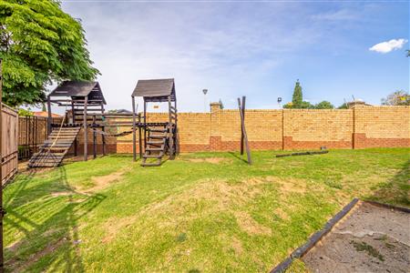 False - Apartment For Sale in Sagewood, Midrand, Gauteng - M125956
