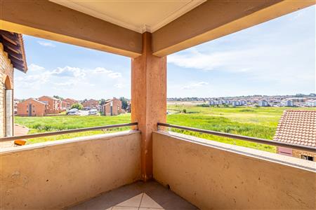 False - Apartment For Sale in Sagewood, Midrand, Gauteng - M125956