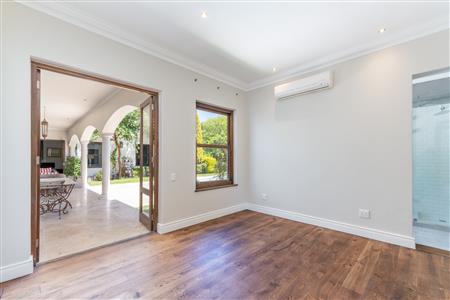 False - House For Sale in Val de Vie Estate, Paarl, Western Cape - M125951