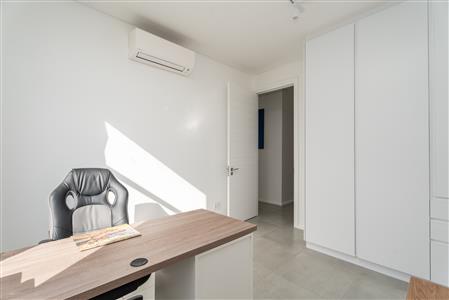 False - Apartment For Sale in Val de Vie Estate, Paarl, Western Cape - M125961