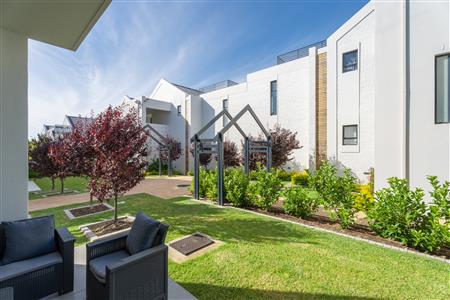 False - Apartment For Sale in Val de Vie Estate, Paarl, Western Cape - M125961
