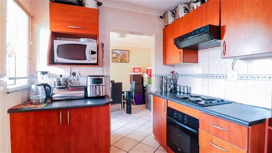 False - House For Sale in Tlhabane West, Rustenburg, North West - M125983