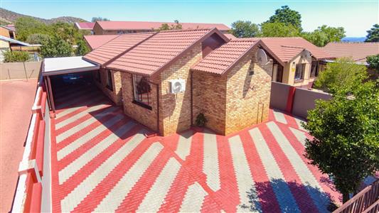 False - House For Sale in Tlhabane West, Rustenburg, North West - M125983