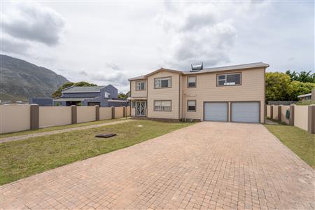 False - House For Sale in Bettys Bay, Western Cape - M125984