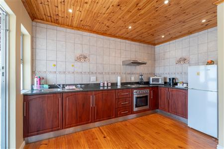 False - House For Sale in Bettys Bay, Western Cape - M125984