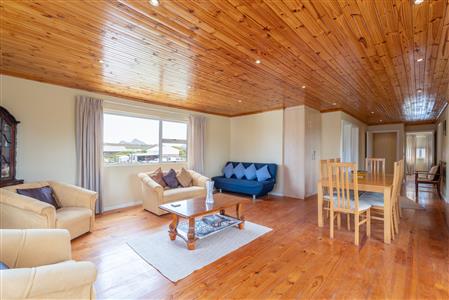 False - House For Sale in Bettys Bay, Western Cape - M125984