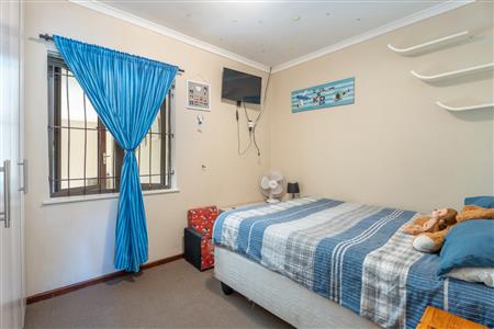 False - House For Sale in Zoo Park, Kraaifontein, Western Cape - M125997