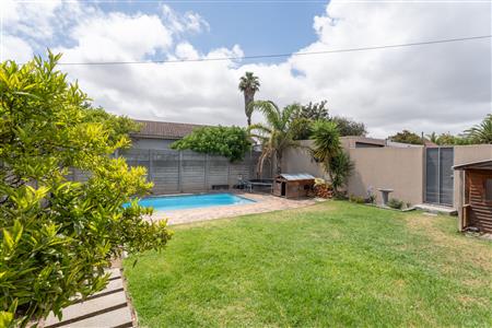 False - House For Sale in Zoo Park, Kraaifontein, Western Cape - M125997
