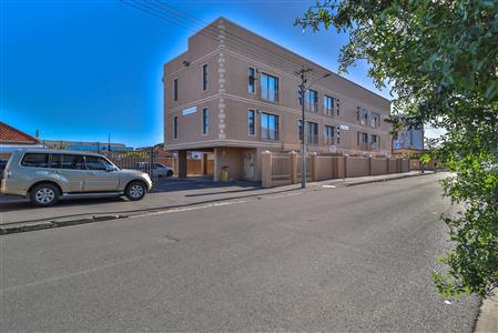 False - Apartment For Sale in Townsend Estate, Goodwood, Western Cape - M126002