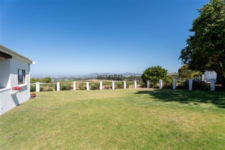 False - Farm For Sale in Stellenbosch Farms, Stellenbosch, Western Cape - M126007