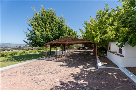 False - Farm For Sale in Stellenbosch Farms, Stellenbosch, Western Cape - M126007