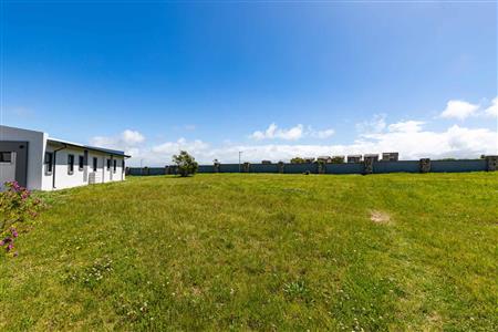 False - Vacant Land Sold in Le Grand Estate, George, Western Cape - M10368