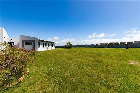 False - Vacant Land Sold in Le Grand Estate, George, Western Cape - M10368