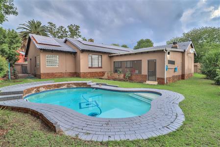 False - House For Sale in Randpark Ridge, Randburg, Gauteng - M125998