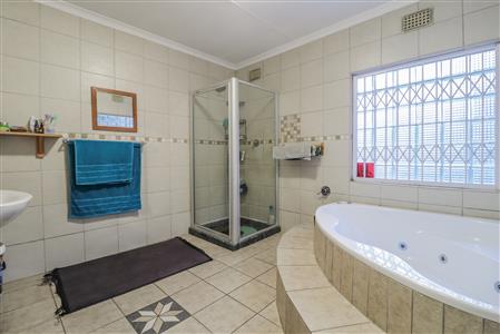 False - House For Sale in Randpark Ridge, Randburg, Gauteng - M125998