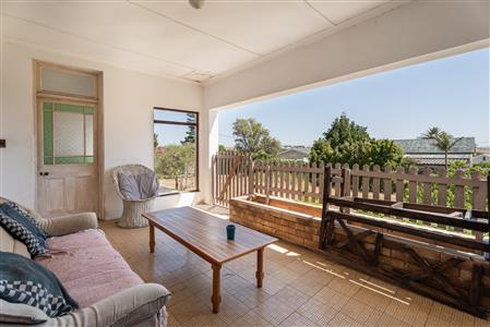 False - House For Sale in Bredasdorp, Western Cape - M126036