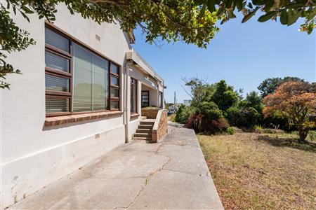 False - House For Sale in Bredasdorp, Western Cape - M126036