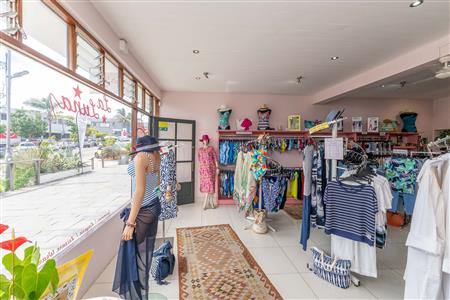False - Business Unavailable in Plettenberg Bay Central, Plettenberg Bay, Western Cape - M126043