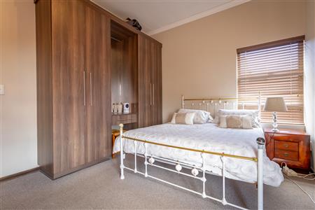 False - House For Sale in Featherview Estate, Homes Haven, Krugersdorp, Gauteng - M121529