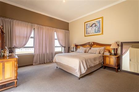 False - House For Sale in Featherview Estate, Homes Haven, Krugersdorp, Gauteng - M121529