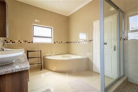 False - House For Sale in Featherview Estate, Homes Haven, Krugersdorp, Gauteng - M121529