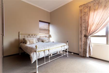 False - House For Sale in Featherview Estate, Homes Haven, Krugersdorp, Gauteng - M121529