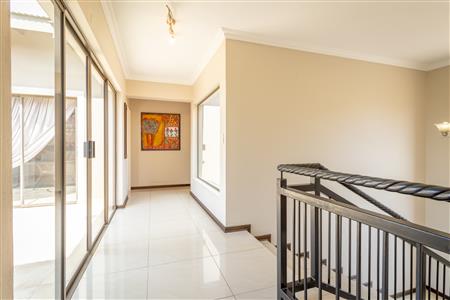 False - House For Sale in Featherview Estate, Homes Haven, Krugersdorp, Gauteng - M121529