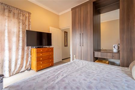 False - House For Sale in Featherview Estate, Homes Haven, Krugersdorp, Gauteng - M121529