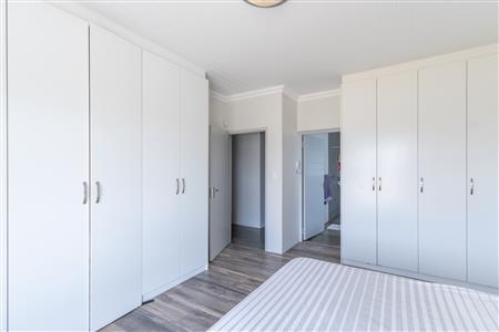 False - House For Sale in Struisbaai, Western Cape - M126116