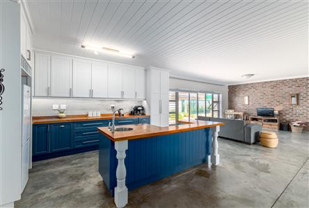 False - House For Sale in Struisbaai, Western Cape - M126116