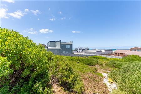 False - Vacant Land For Sale in Struisbaai, Western Cape - M126118