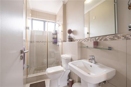 False - Apartment For Sale in Umhlanga Ridge, Umhlanga, KwaZulu Natal - M126101
