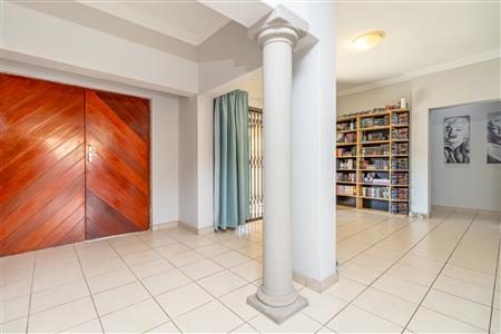 False - Townhouse For Sale in Monument, Krugersdorp, Gauteng - M126109
