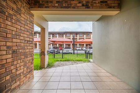 False - Apartment To Rent in Comet, Boksburg, Gauteng - M126153