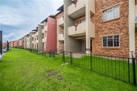 False - Apartment To Rent in Comet, Boksburg, Gauteng - M126153