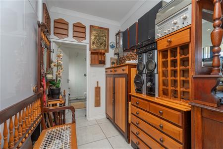 False - Apartment For Sale in Paardevlei, Somerset West, Western Cape - M126161