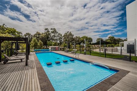 False - Apartment For Sale in Paardevlei, Somerset West, Western Cape - M126161