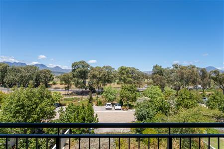 False - Apartment For Sale in Paardevlei, Somerset West, Western Cape - M126161