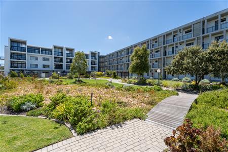 False - Apartment For Sale in Paardevlei, Somerset West, Western Cape - M126161