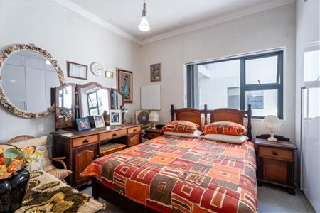 False - Apartment For Sale in Paardevlei, Somerset West, Western Cape - M126161
