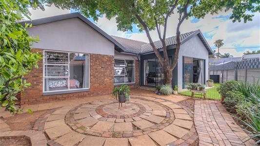 False - House Sold in Rooihuiskraal, Centurion, Gauteng - M126160