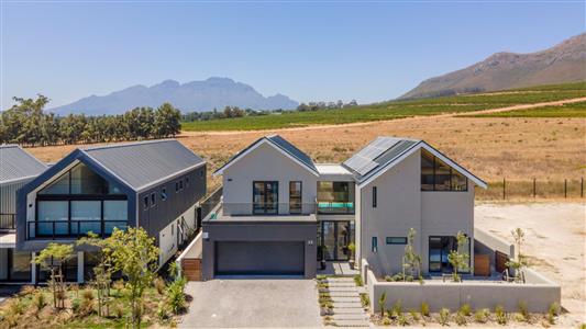 False - House for sale in Paradyskloof, Stellenbosch - M126166