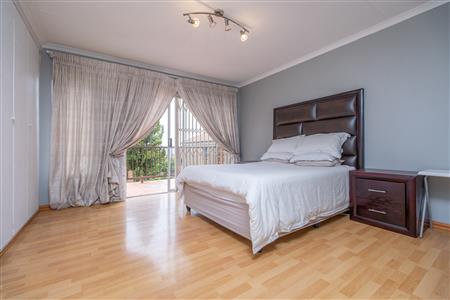 False - Townhouse Sold in Amorosa, Roodepoort, Gauteng - M126165