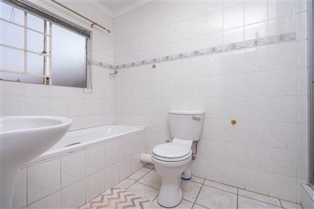 False - Townhouse Sold in Amorosa, Roodepoort, Gauteng - M126165