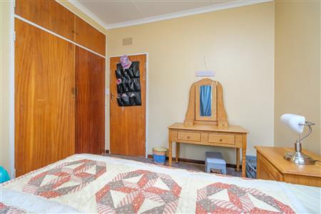 False - House For Sale in Florida Park, Roodepoort, Gauteng - M126217