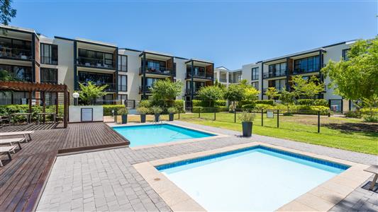 False - Apartment For Sale in Paardevlei, Somerset West, Western Cape - M126213