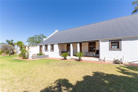 False - Farm For Sale in Riversdale Rural, Riversdale, Western Cape - M126214