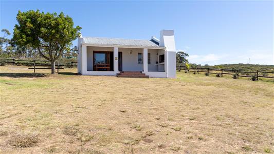 False - Farm For Sale in Riversdale Rural, Riversdale, Western Cape - M126214