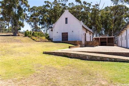 False - Farm For Sale in Riversdale Rural, Riversdale, Western Cape - M126214