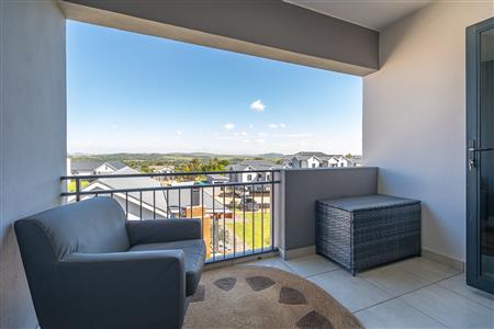 False - Apartment For Sale in Pinehaven, Krugersdorp, Gauteng - M126228